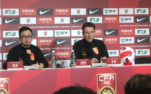 开云官网-国足暴露的问题越来越多 扬科维奇：只能继续坚持